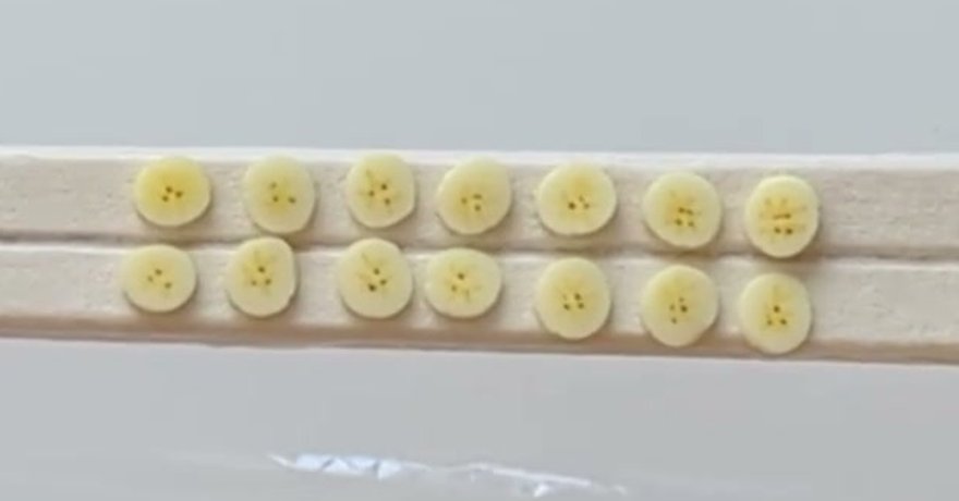 完成したミニチュアのバナナのスライス
